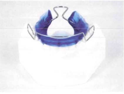 Lò xo đàn hồi đặt ở đường giữa.